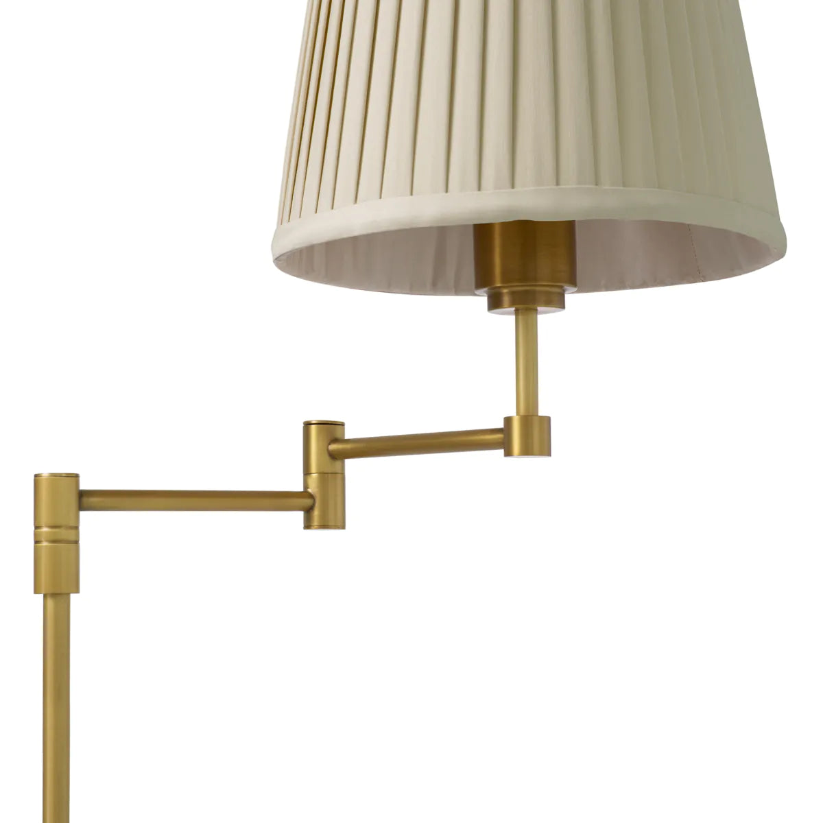 The MET x Eichholtz vloerlamp Corbin beige