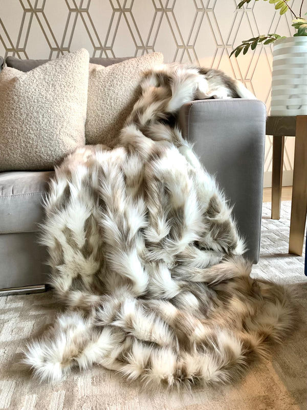 Plaid Heirloom faux fur Snowshoe Hare 180x150