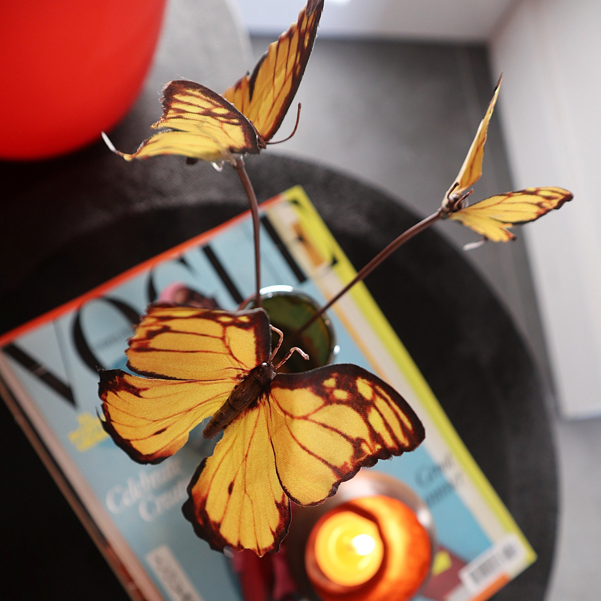 Set mit 3 künstlichen Mini-Schmetterlingen in Gelb